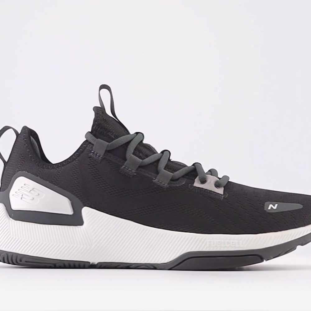 Never worn no box New Balance FuelCell Trainer v2